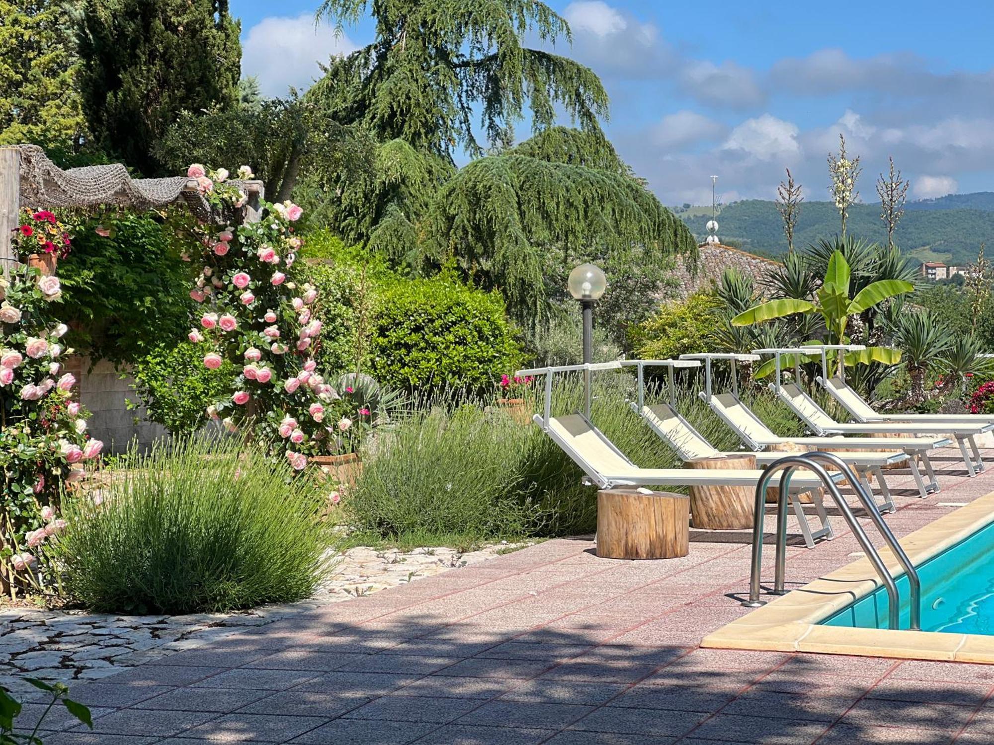 Le Case Di Lisetta Holiday Homes コルチャーノ エクステリア 写真